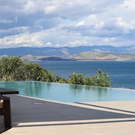 Thymari Villa *